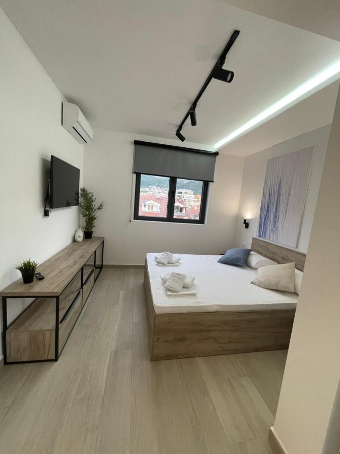 Dora Family Apartments Budva Luaran gambar