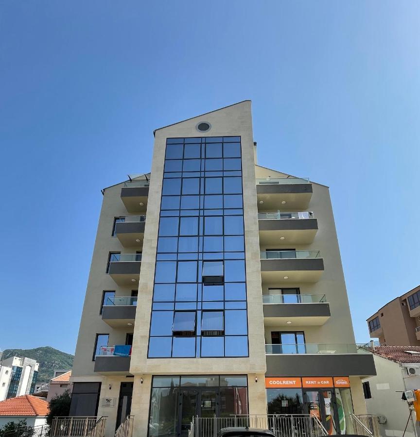 Dora Family Apartments Budva Luaran gambar
