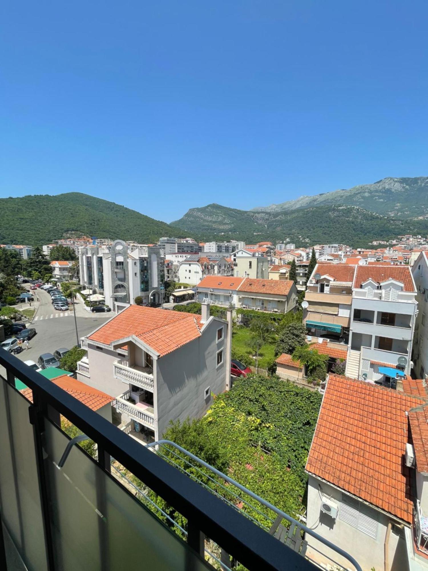 Dora Family Apartments Budva Luaran gambar