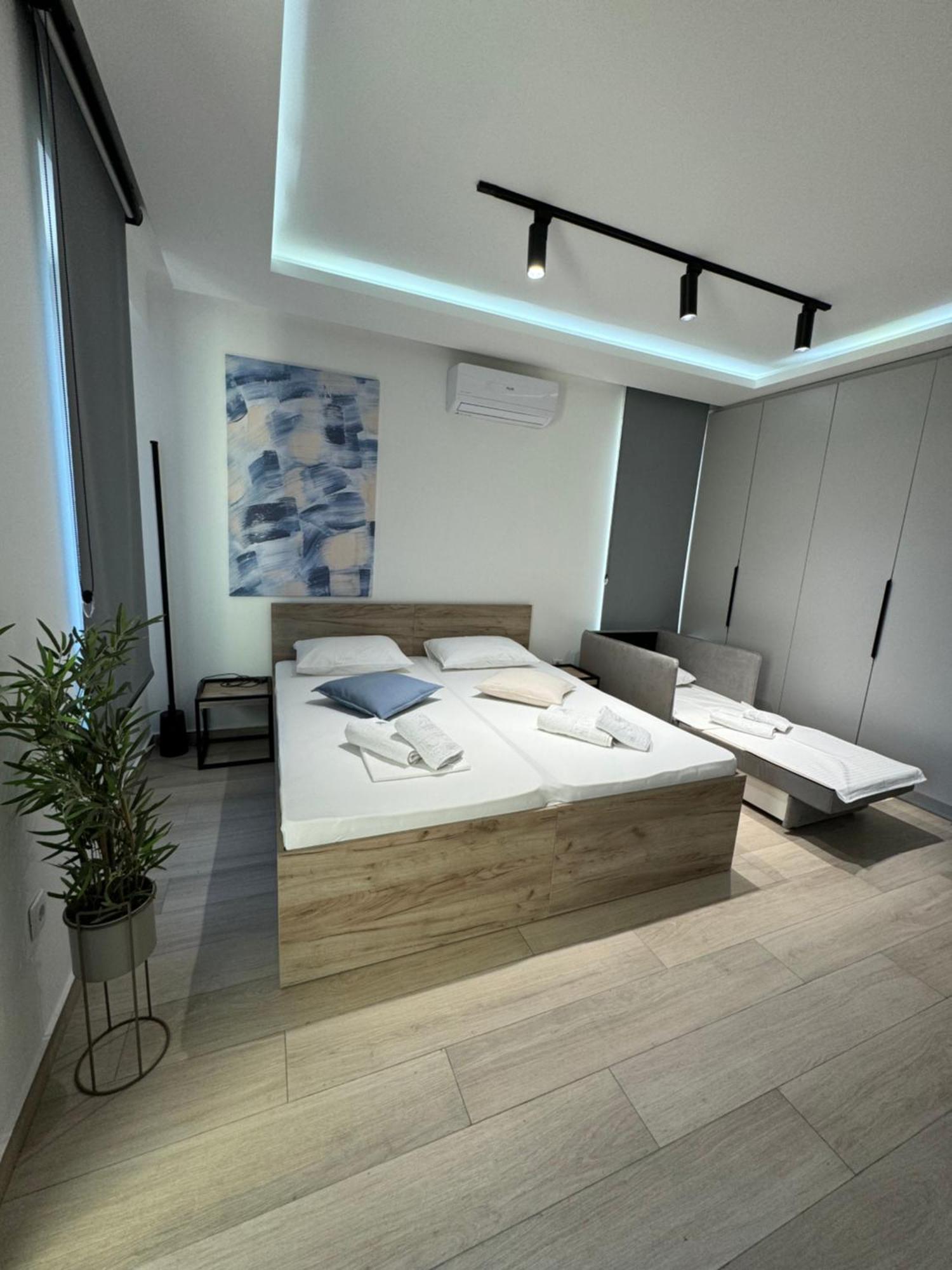 Dora Family Apartments Budva Luaran gambar